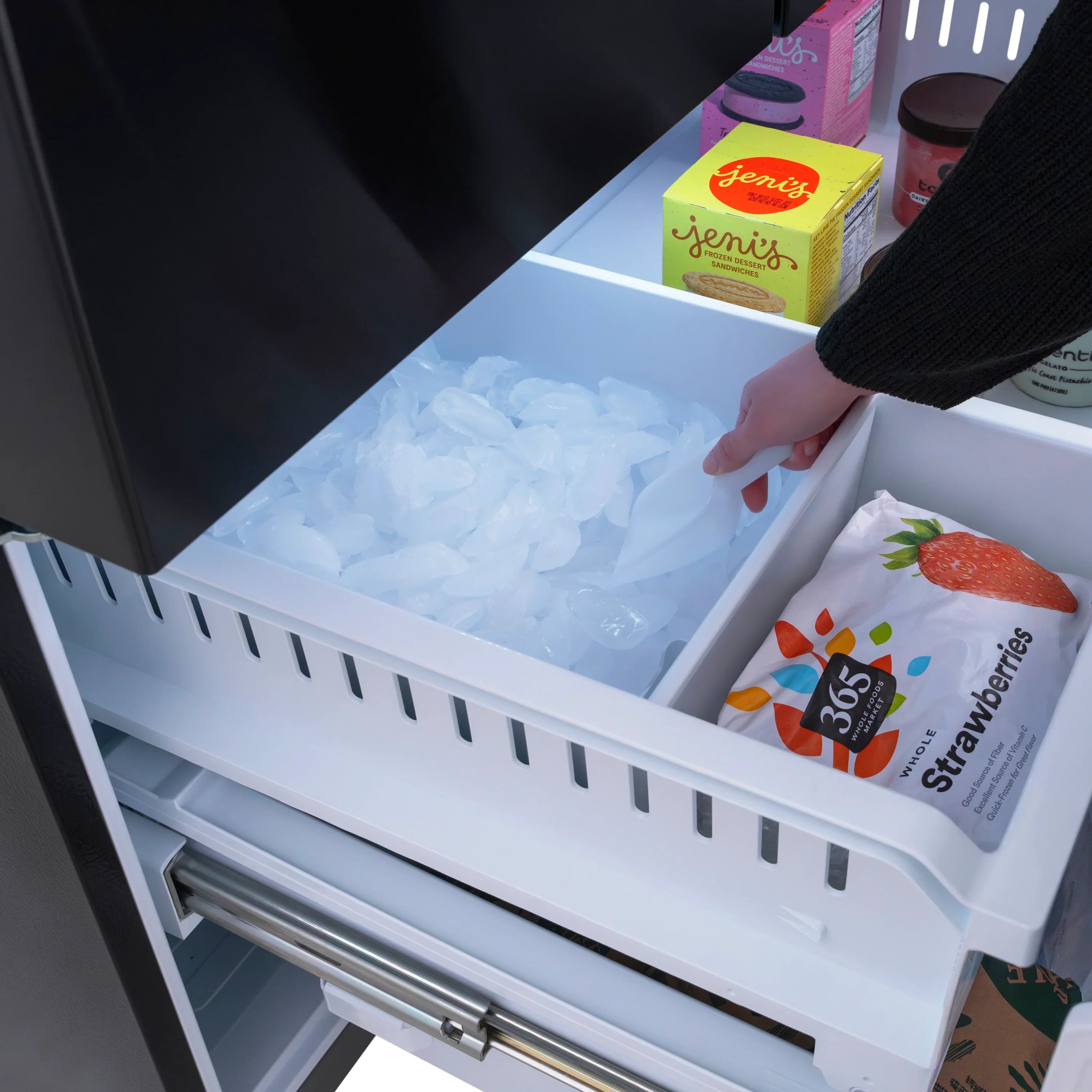 ZLINE Autograph Edition 36 in. 28.9 cu. ft. Standard-Depth French Door External Water Dispenser Refrigerator with Dual Ice Maker in Black Stainless Steel and Polished Gold Square Handles - RSMZ-W-36-BS-FG