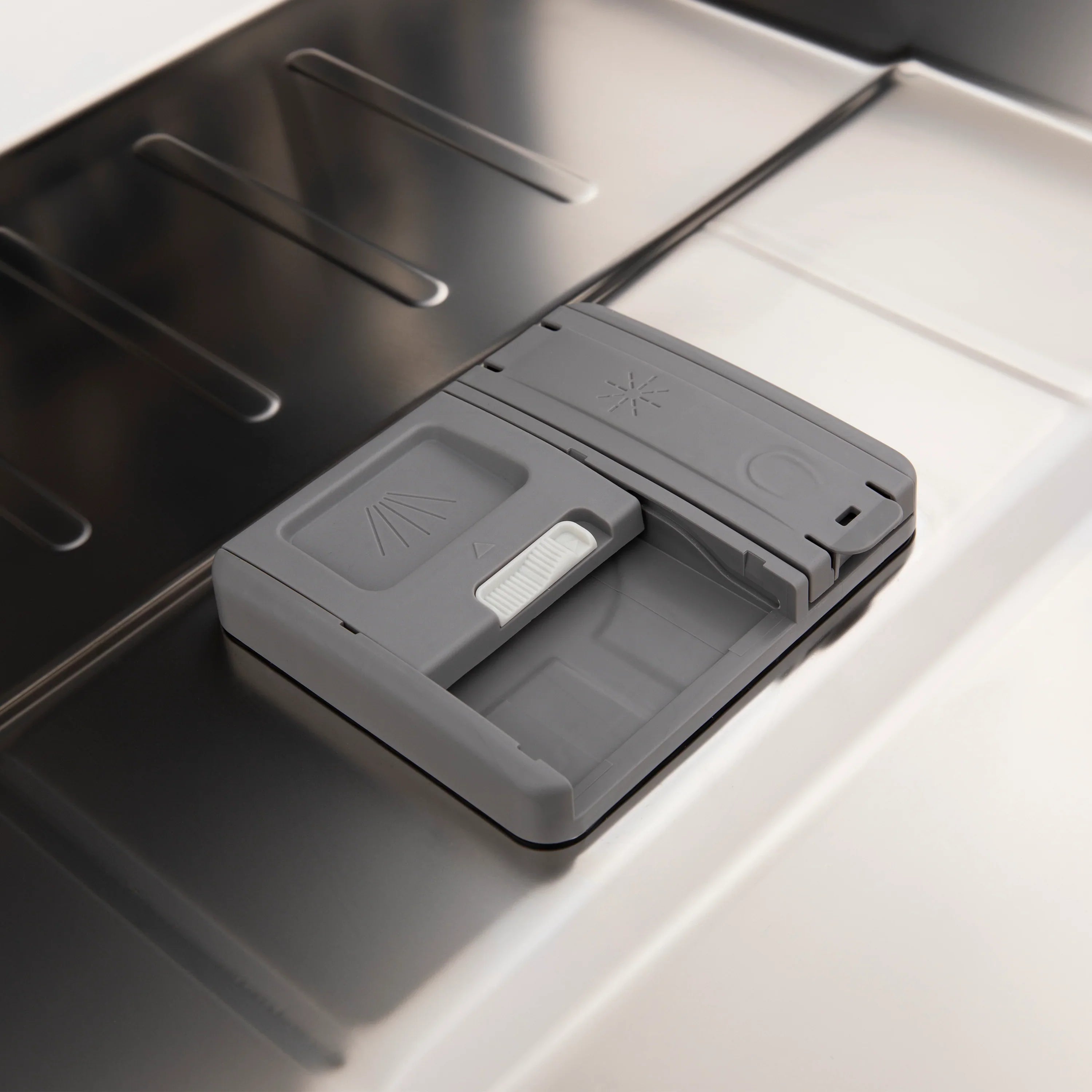 ZLINE Top Control Dishwasher with Stainless Steel Tub - DW-304-24